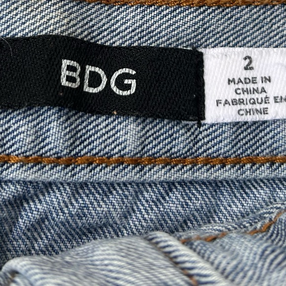 BDG snap front denim mini skirt Size 2 - Picture 3 of 4